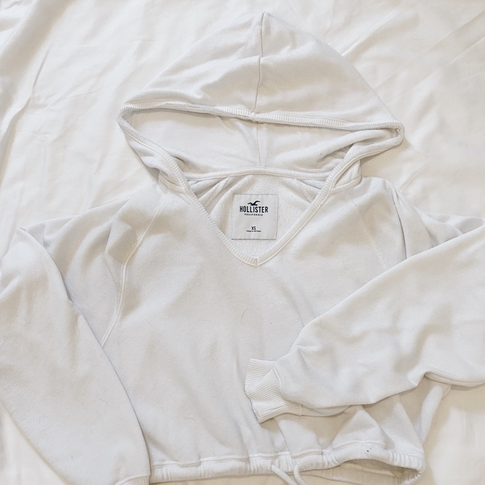 Hollister cropped hoodie